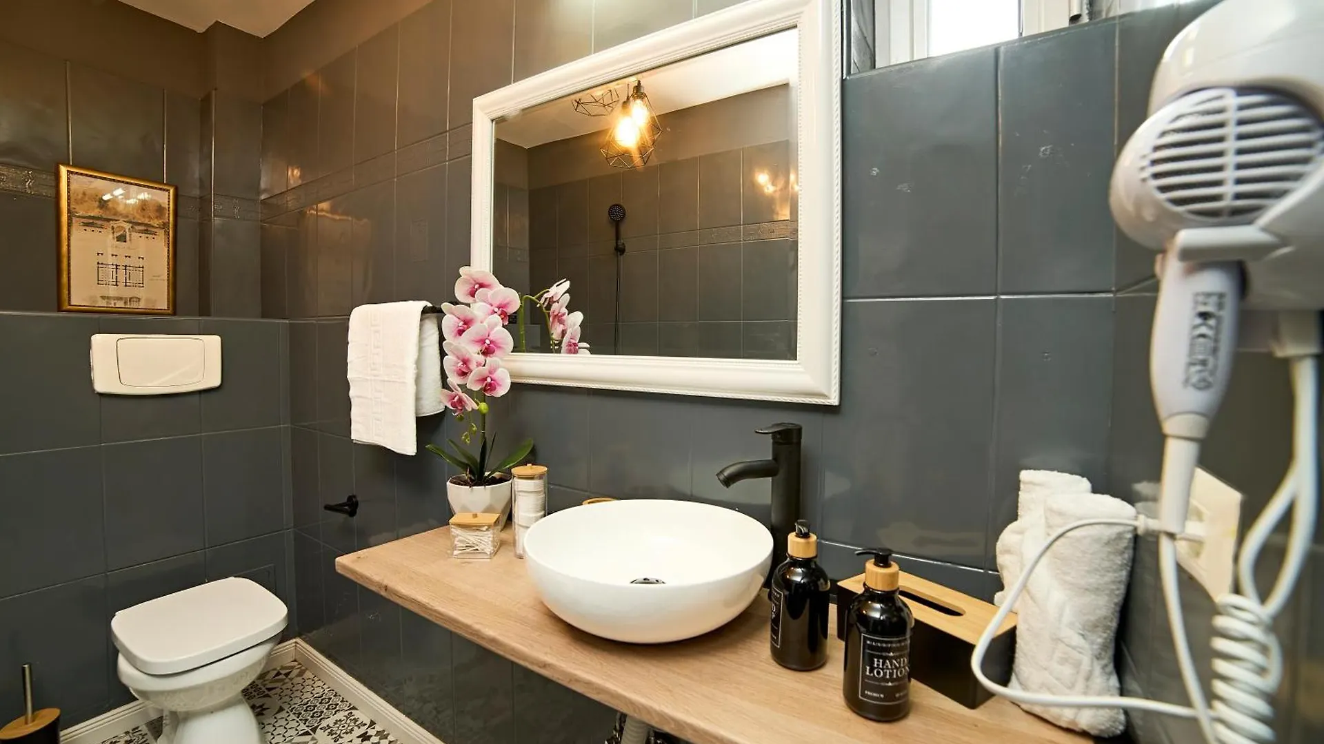 Dona Premier Suites Bukurešť 0*,  Rumunsko