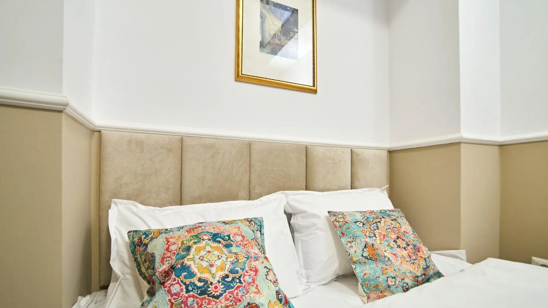 Dona Premier Suites Bukurešť Aparthotel